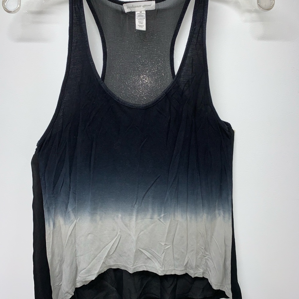 Two tone tank